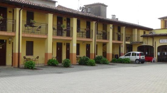 Albergo Dell'angelo Pontevico Esterno foto