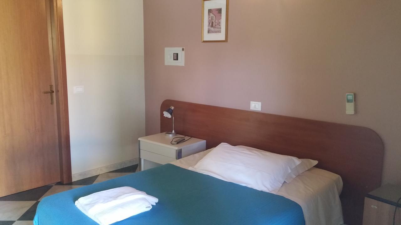 Albergo Dell'angelo Pontevico Esterno foto